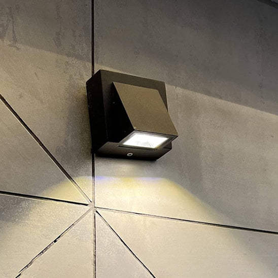 Luminaire_exterieur-taille-noir