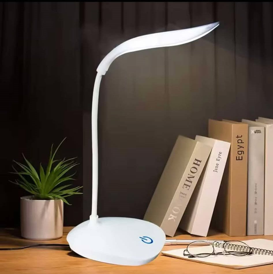 lampe-a-led-de-bureau